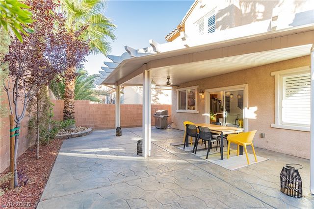 1041 Chestnut Chase Street, Las Vegas, NV 89138