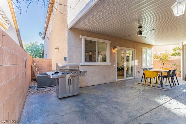 1041 Chestnut Chase Street, Las Vegas, NV 89138