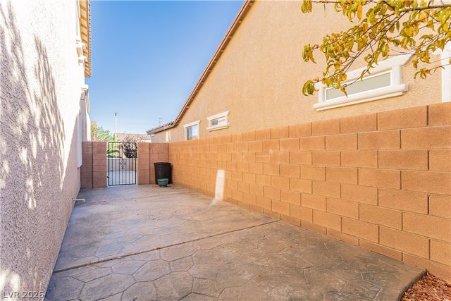 1041 Chestnut Chase Street, Las Vegas, NV 89138