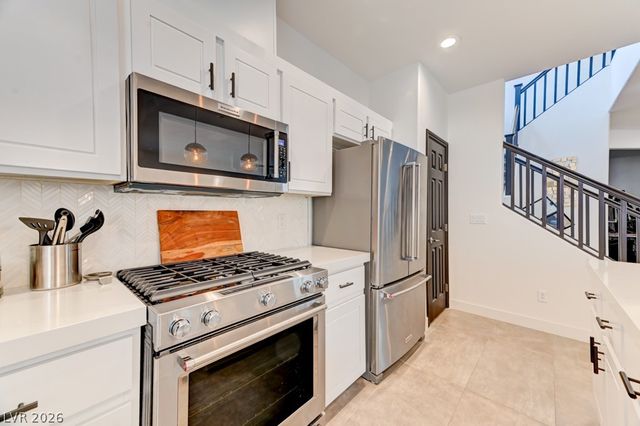 1041 Chestnut Chase Street, Las Vegas, NV 89138