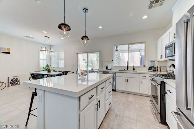 1041 Chestnut Chase Street, Las Vegas, NV 89138