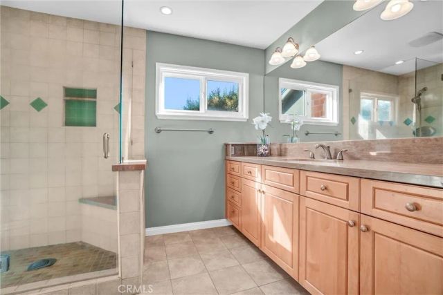 5552 Ridgebury Drive, Huntington Beach, CA 92649