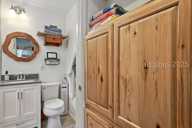 207 Goethe Hill Rd, Beaufort, SC 29906