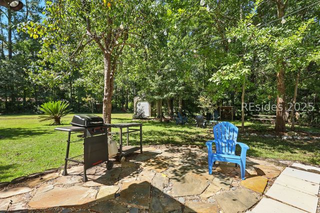 207 Goethe Hill Rd, Beaufort, SC 29906