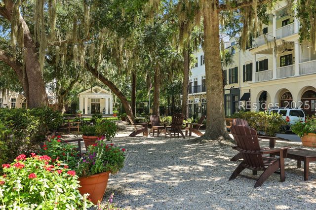 207 Goethe Hill Rd, Beaufort, SC 29906