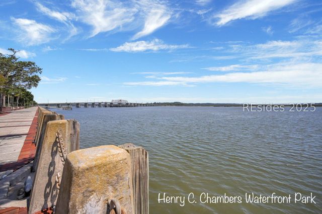 207 Goethe Hill Rd, Beaufort, SC 29906