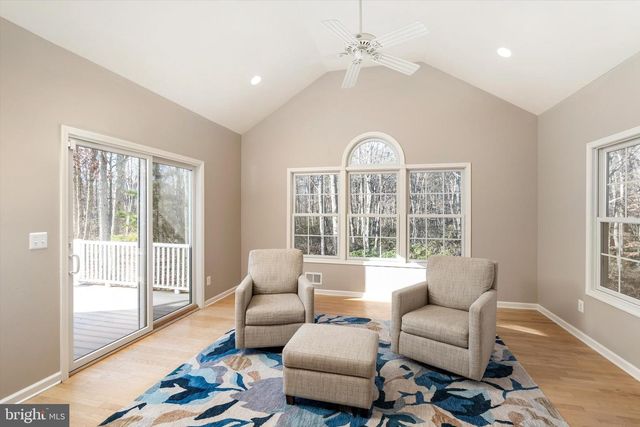 71 HEMLOCK DR, New Egypt, NJ 08533