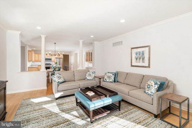 71 HEMLOCK DR, New Egypt, NJ 08533