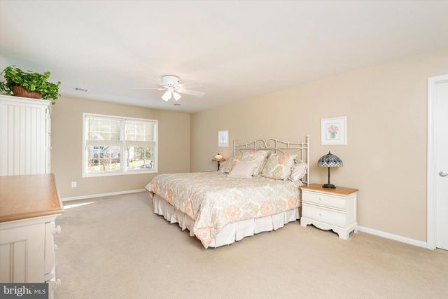 71 HEMLOCK DR, New Egypt, NJ 08533