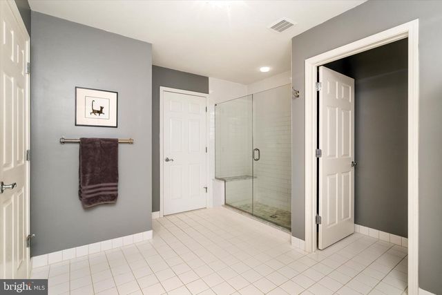 71 HEMLOCK DR, New Egypt, NJ 08533