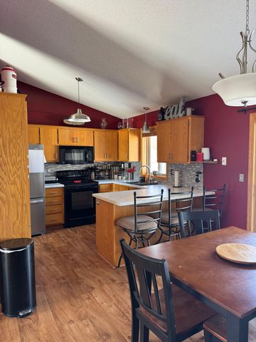 365 13th Street N, Sauk Rapids, MN 56379