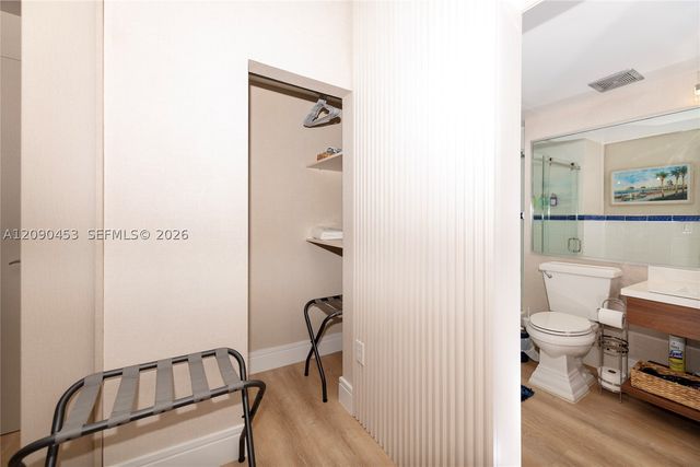 918 Ocean Dr 206, Miami Beach, FL 33139