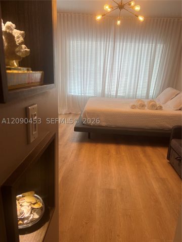 918 Ocean Dr 206, Miami Beach, FL 33139