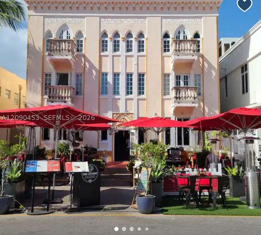 918 Ocean Dr 206, Miami Beach, FL 33139