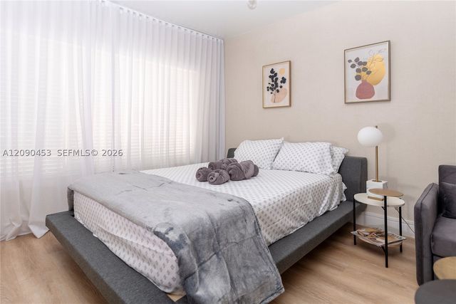 918 Ocean Dr 206, Miami Beach, FL 33139
