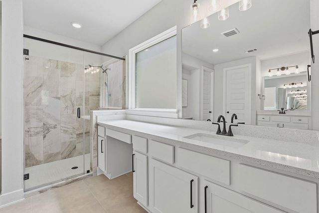212 Barnstorm LN, Georgetown, TX 78633