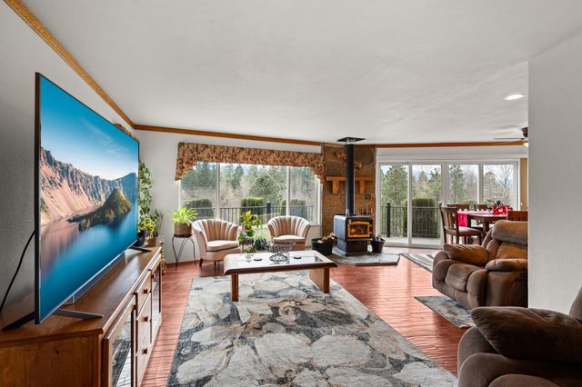 3201 Helms Road, Grants Pass, OR 97527