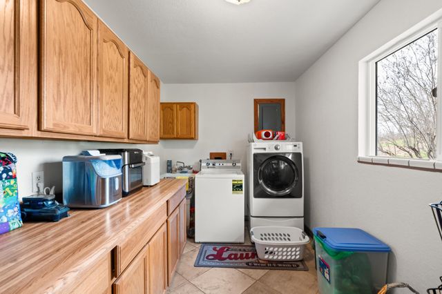 3201 Helms Road, Grants Pass, OR 97527