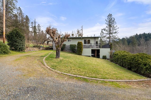 3201 Helms Road, Grants Pass, OR 97527