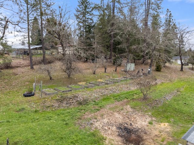 3201 Helms Road, Grants Pass, OR 97527