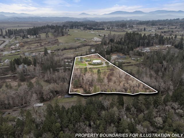 3201 Helms Road, Grants Pass, OR 97527