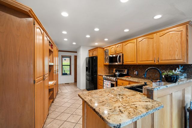 3201 Helms Road, Grants Pass, OR 97527