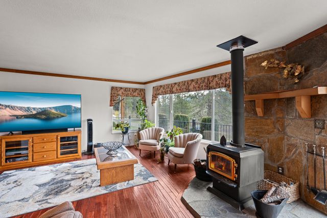 3201 Helms Road, Grants Pass, OR 97527