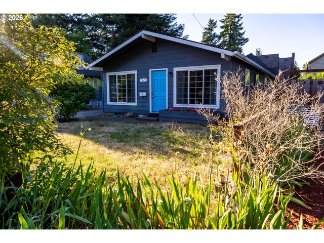 7421 Se MARTINS St, Portland, OR 97206