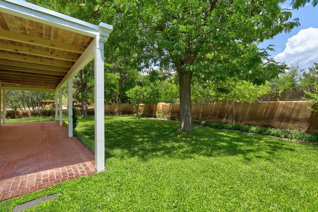 847 W La Entrada, Corrales, NM 87048
