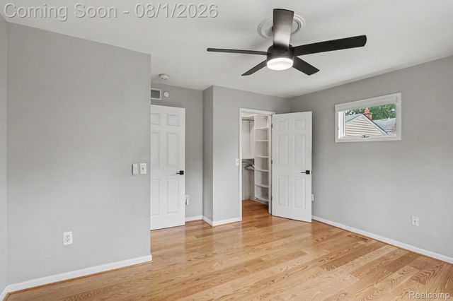 3814 N Blair Avenue, Royal Oak, MI 48073