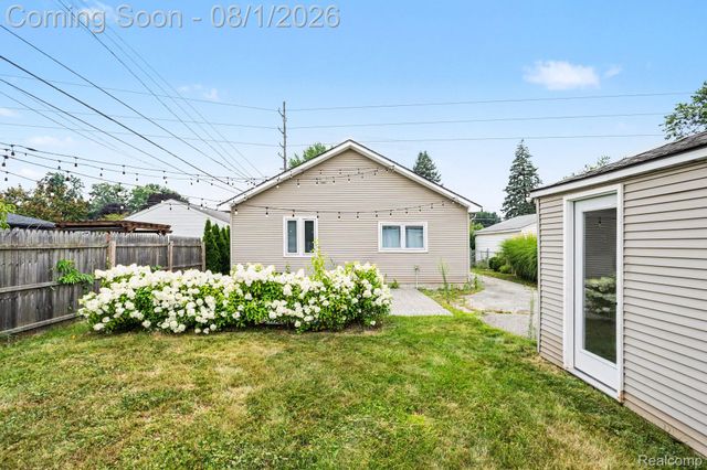 3814 N Blair Avenue, Royal Oak, MI 48073