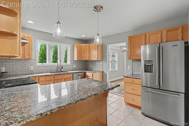 3814 N Blair Avenue, Royal Oak, MI 48073