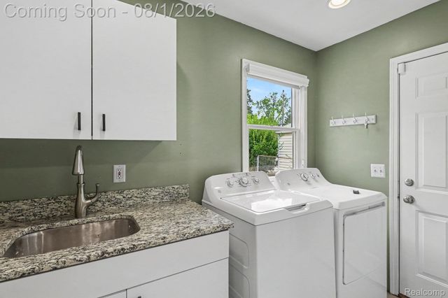 3814 N Blair Avenue, Royal Oak, MI 48073
