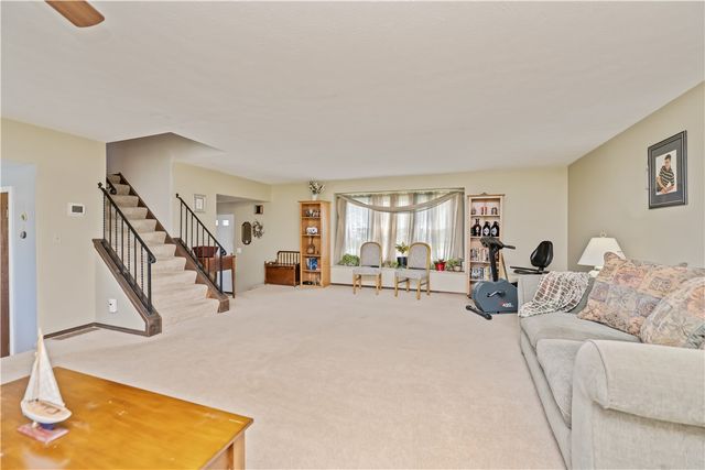 56 Alder Bush Lane, Hamlin, NY 14464