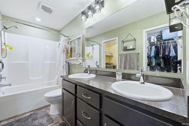 626 Caracol Court, Fort Wayne, IN 46845