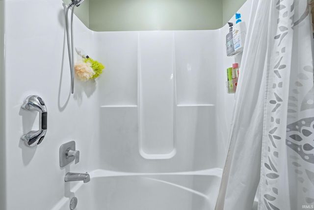 626 Caracol Court, Fort Wayne, IN 46845