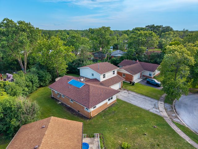 3205 Oak Court, Hazel Crest, IL 60429