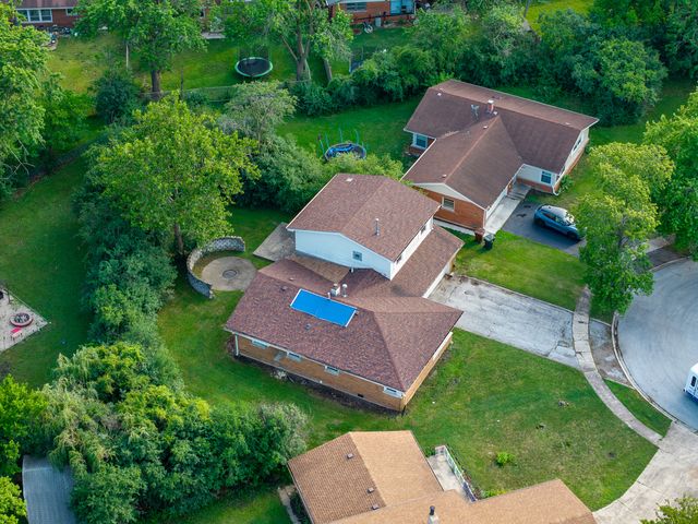 3205 Oak Court, Hazel Crest, IL 60429