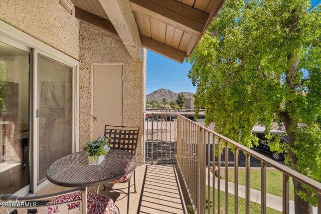 5525 E THOMAS Road O12, Phoenix, AZ 85018