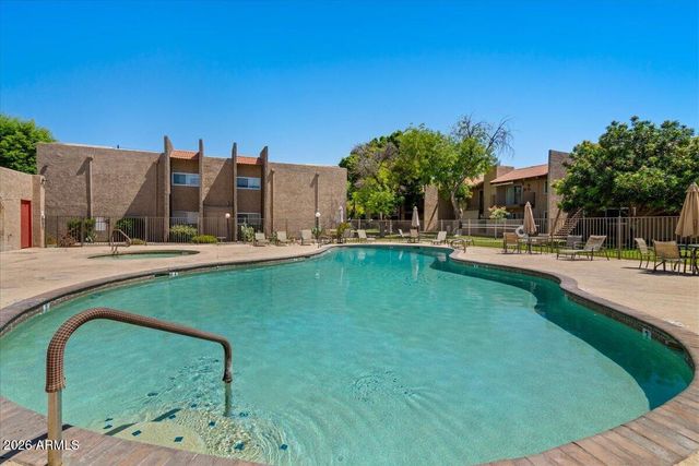 5525 E THOMAS Road O12, Phoenix, AZ 85018