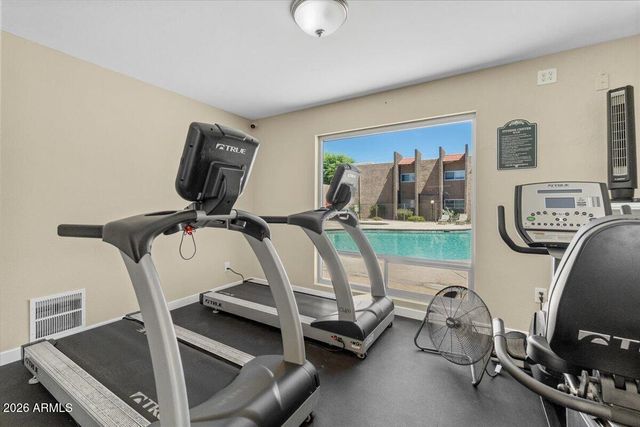 5525 E THOMAS Road O12, Phoenix, AZ 85018