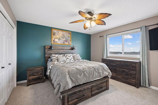 312 10th Street SE, Freeport, MN 56331