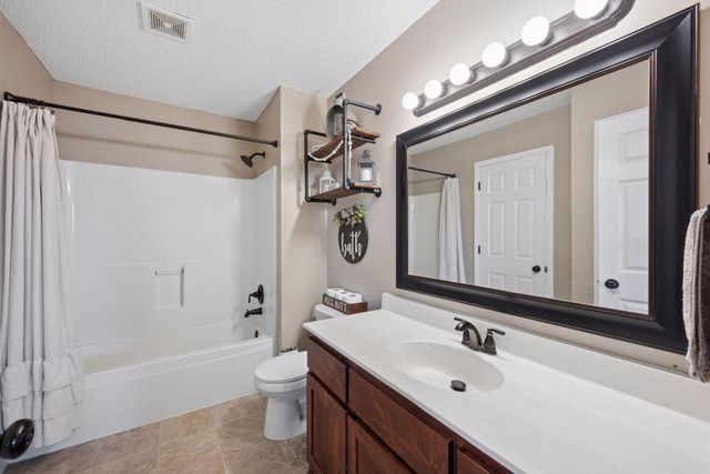 312 10th Street SE, Freeport, MN 56331