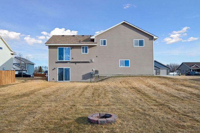 312 10th Street SE, Freeport, MN 56331