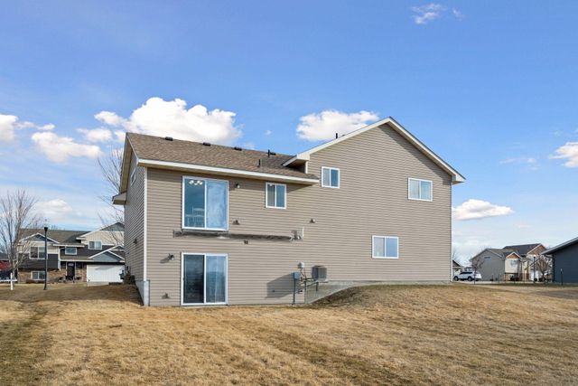 312 10th Street SE, Freeport, MN 56331