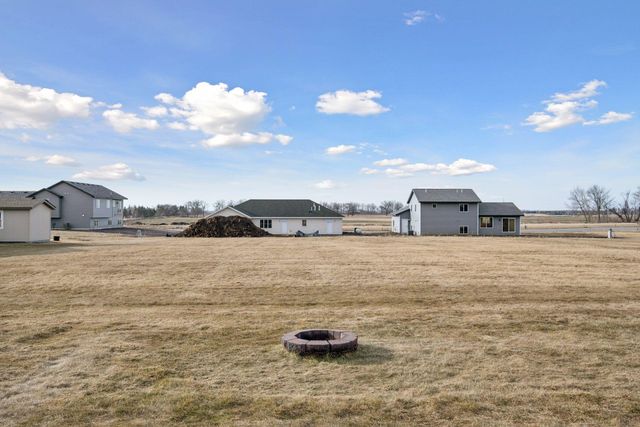 312 10th Street SE, Freeport, MN 56331