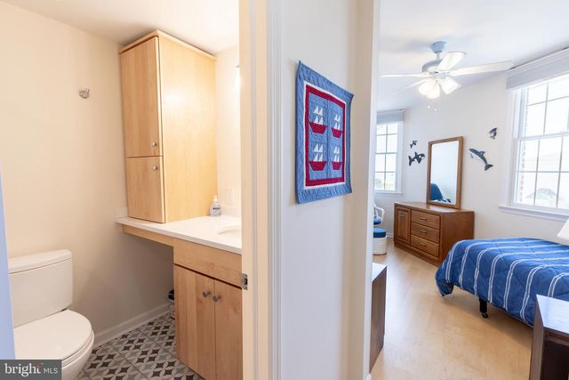 1205 Beach Ave Apt 7, Cape May, NJ 08204