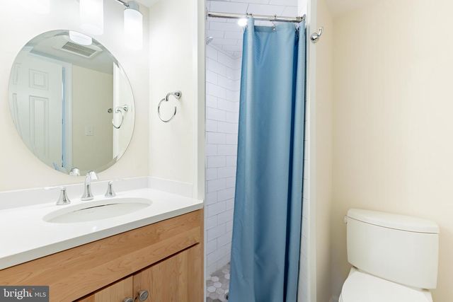 1205 Beach Ave Apt 7, Cape May, NJ 08204