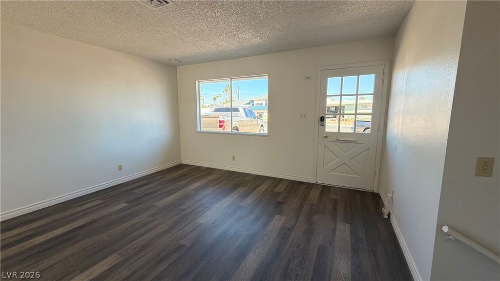 6121 Jones Circle, Las Vegas, NV 89107 — photo 3