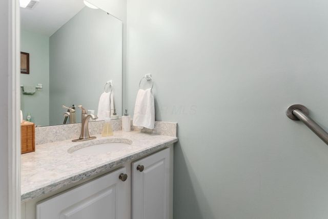 9182 Gramford Street, Columbus, OH 43240